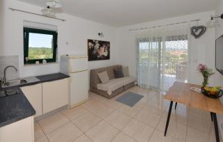 Eight-Bedroom Holiday Home In Pasman - 1