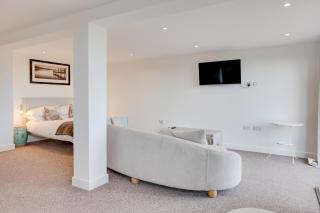 Studio Lodge with parking - Stansted airport - Hatfield Broad Oak - 1