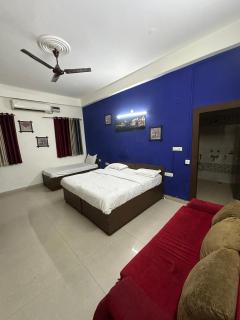 Shakun Hotel Palace - Ghaziabad - 3