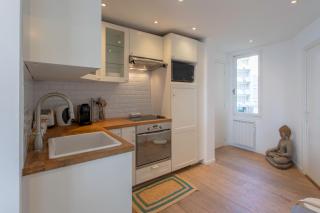 A16 - 2BDR Sea View - City Center - Parking, AC & Terrace - Antibes - 8