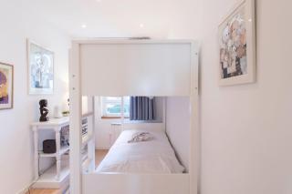 A16 - 2BDR Sea View - City Center - Parking, AC & Terrace - Antibes - 2