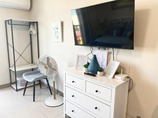 MC8 Condo Your Affordable Staycation - Lo-oc - 4