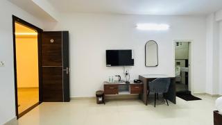 Queen Suite Rooms - Channapatna - 1