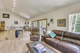 Private Hot Tub and Mountain Views Duplex in Salida - 4