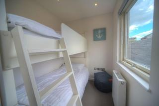 House 8 - Looe - 2