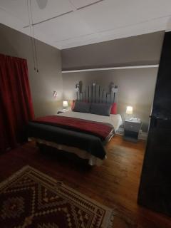 Karoo Refresh Cheerful 2 Bedroom House - Oudtshoorn - 7