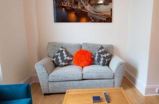 Stylish and central city apartment - Plymouth - 3