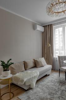 Designer Apartment near Mega, River, Parks & Malls - Almaty - 5