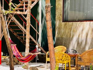 Mansard 91 - - 4