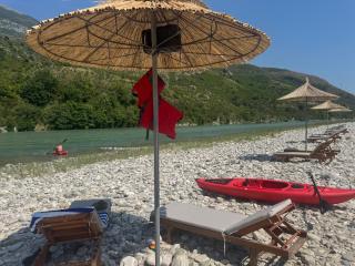 Rv Parking And Camping Wild River - Tepelenë - 6