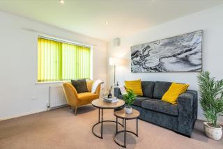 Comfortable 3-Bedroom House with Private Driveway in Bedford - Bedford - 6