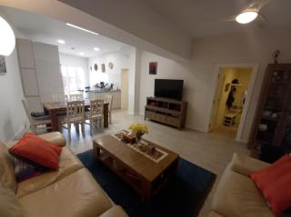 3-Bedroom Duplex with Private Patio, Pool and View - 5