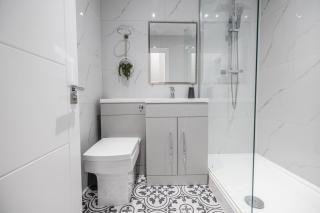 Luxury City Centre Apartment With Free Gym By The Pocklington - The Bradgate Suite - Leicester - 7