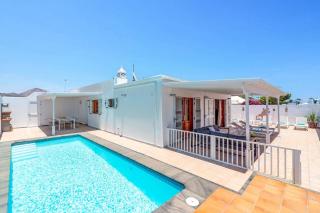 Villa Family by Villa Plus - 1