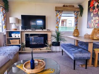 Coastal Charm - Truro - 9