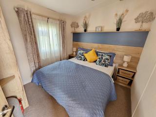 Coastal Charm - Truro - 2