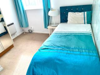 Lovely accommodation closer to the beach - Hartlepool - 3