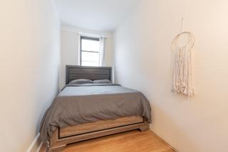 5 Bedroom 2 Bath Full Floor Midtown - New York - 3