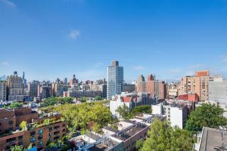 Sunny 3 BR 3 Bath Apt with Large Balcony - New York - 8