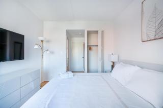 Sunny 3 BR 1 Bath Apartment in NYC - 3