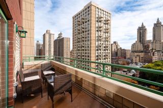 Contemporary 2 Bed 2 Bath Apt Bright and Sunny - New York - 9