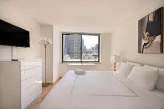 Stunning Apartment for 4 2 Bedrooms 2 Bath - New York - 4