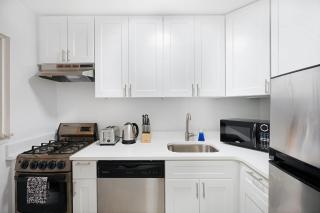 Amazing Apartment for 2 1 Bed 1 Bath - 7