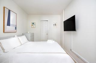 Prime Upper west Side Location 1 Bedroom Apt - 2