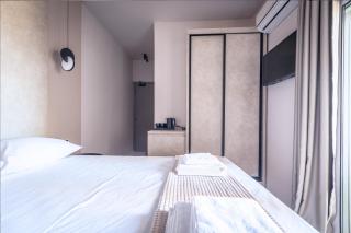 Laki Beach Hotel - Nea Plagia - 1