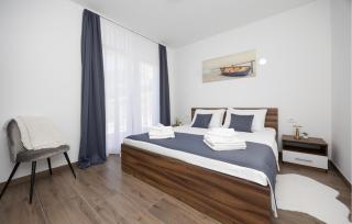 2 Bedroom Lovely Apartment In Stanici - Stanići - 6
