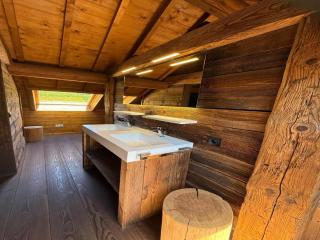 Spacious Chalet in Ovifat - 1