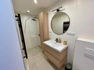 Apartment With a View - Králŭv Dvŭr - 4