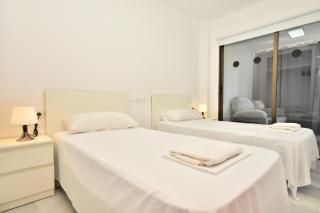 Modern And Stylish Apartment Benidorm Beach - 3