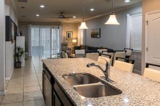 6 Bed Luxury Home With Pool Near Disney! - 5