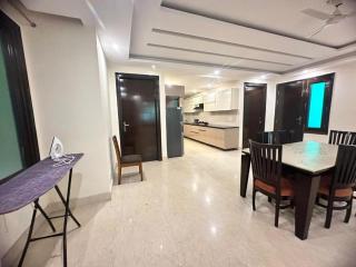 Park View 2 - A Luxury Service Apartment, Jasola - 8