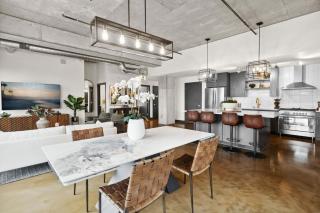 Sable 902 - Penthouse - Minneapolis - 1