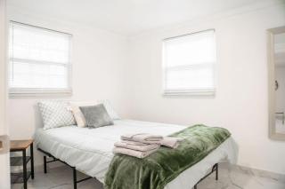 Cozy 2 Bed Room Apartment By University Mall - Tampa - 5
