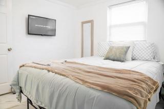 Cozy 2 Bed Room Apartment By University Mall - Tampa - 2