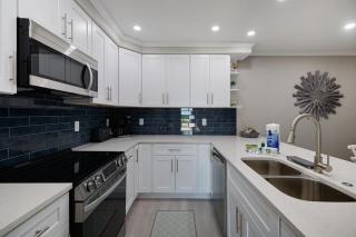 Serene Ground Floor Residence in Exclusive Villa Sanibel, Steps to Beach - Sanibel - 4