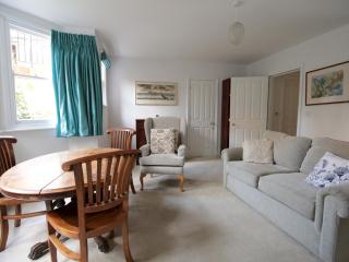Pass the Keys Lovely Central Oxford Apartment Sun Trap Patio - Oxford - 2