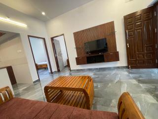 Adithya Home Stay - Yercaud - 0