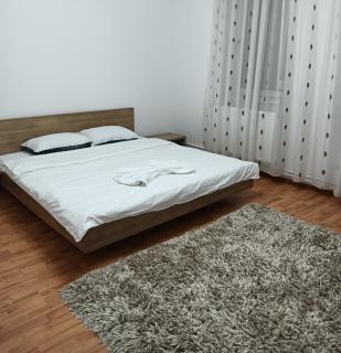 Alex House - 8