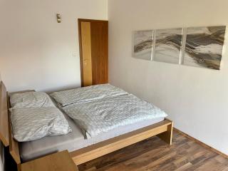 Holiday House near Prague - Králŭv Dvŭr - 6