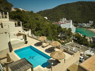 Apartamentos Catharina Maria - Cala Llonga - 3