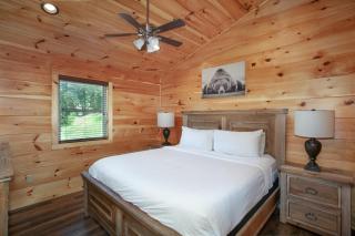 Spacious 5BR Retreat with Theater and Hot Tub - 7