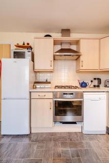 Homely 2-Bed FREE PARK - 3