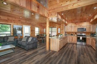 Spacious 5BR Retreat with Theater and Hot Tub - Pigeon Forge - 1