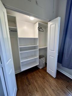 Flexhome West Town 2BR Apt T1 - 4