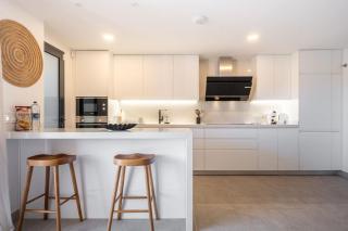 Lujoso y Tropical Terraza Gigante Piscina Parking - 5