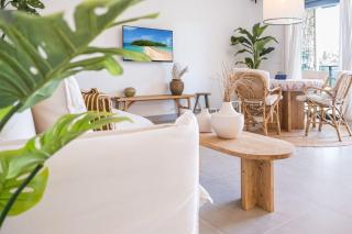 Lujoso y Tropical Terraza Gigante Piscina Parking - 4